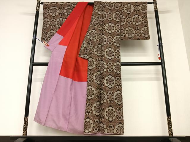 平和屋着物●本場大島紬 アンティーク大島 格子花文 正絹 逸品 AAAX0725zg