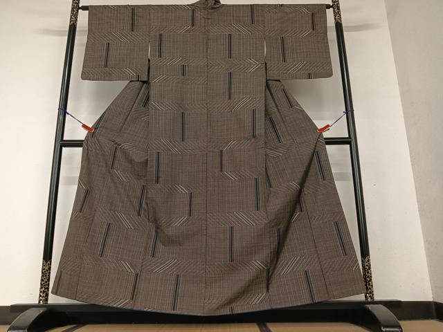 平和屋着物●本場大島紬 泥染め 一元絣 変わり縞 正絹 逸品 AAAY0251zg
