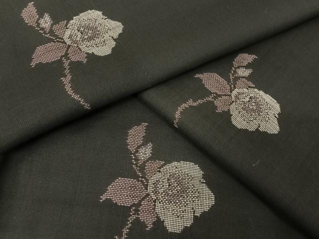 平和屋着物●本場大島紬 アンサンブル カタス9マルキ 地空 椿 黒地 正絹 逸品 AAAY1491np