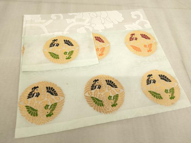 平和屋本店▼夏物 打敷 内敷2点セット 向い鳳凰文 金糸 法衣 寺院 仏具 仏教 僧侶 神職 装束 未使用 AAAY2402ja