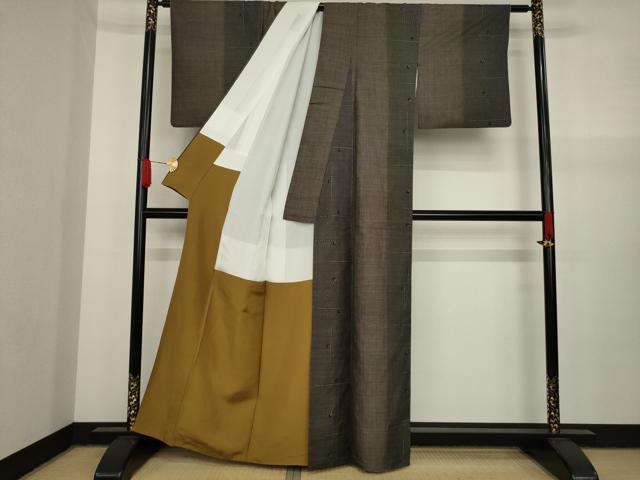 平和屋着物●本場大島紬 カタス7マルキ 幾何学間道 正絹 逸品 AAAY7355ck