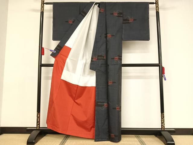 平和屋着物●本場大島紬 カタス7マルキ 霞椿 正絹 逸品 未使用 AAAY9961np