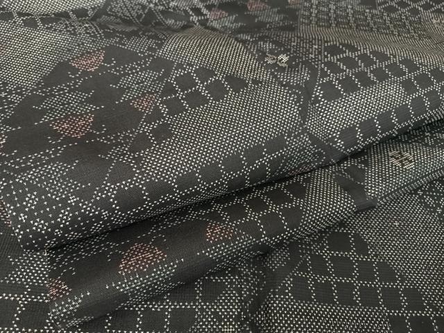 平和屋着物●本場大島紬 カタス7マルキ 網目花文 正絹 逸品 AAAY9974np