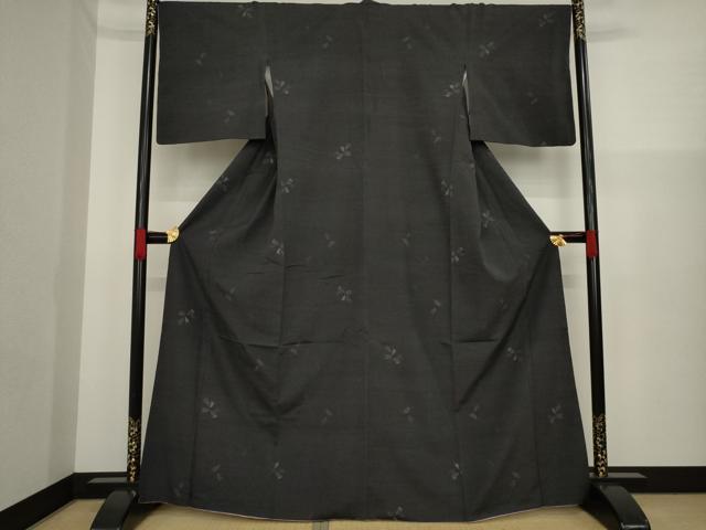 平和屋着物●結城紬 80亀甲 飛び亀甲柄 舞桜 すずのき絹絵屋 正絹 逸品 AAAZ0655ck