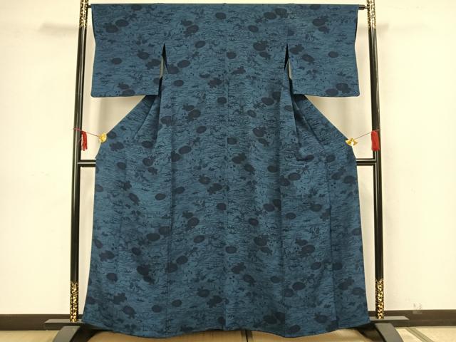 平和屋着物▽上質な小紋 単衣 藍 型染め 草花文 鬼しぼ縮緬 正絹 逸品 AAAZ1449fy