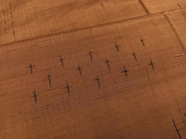 平和屋着物●上質な紬 絣文様 胡桃色 正絹 逸品 AAAZ5056ph