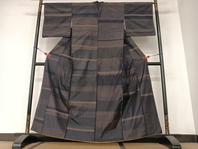 平和屋着物●上質な紬 段違い文 正絹 逸品 AAAZ7474zg