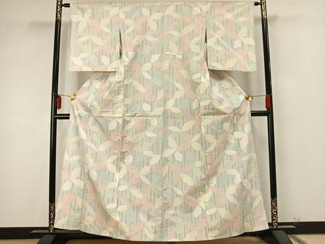 平和屋着物▽本場大島紬 白大島 単衣 舞花文 正絹 逸品 AAAZ9482fy