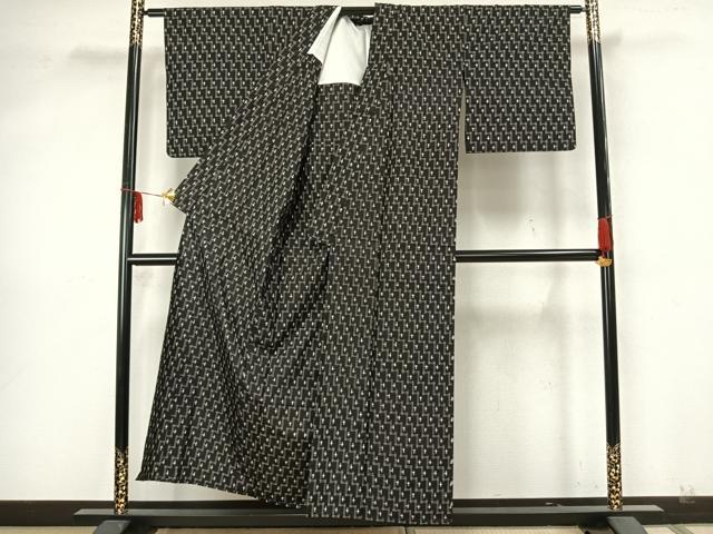 平和屋着物▽上質な紬 単衣 十字絣 黒地 正絹 逸品 AAAZ9509fy
