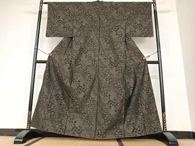 平和屋着物●本場大島紬 泥染め 草花文 正絹 逸品 AABA0227zg