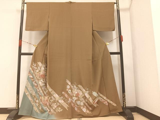 平和屋着物●色留訪問着 駒刺繍 地紙飛鶴草花文 金彩 正絹 逸品 AABA2723ph