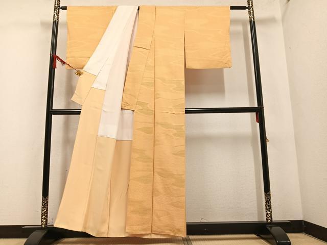 平和屋着物●上質な色無地 吉祥花地紋 萱草色 正絹 逸品 AABA3827ph