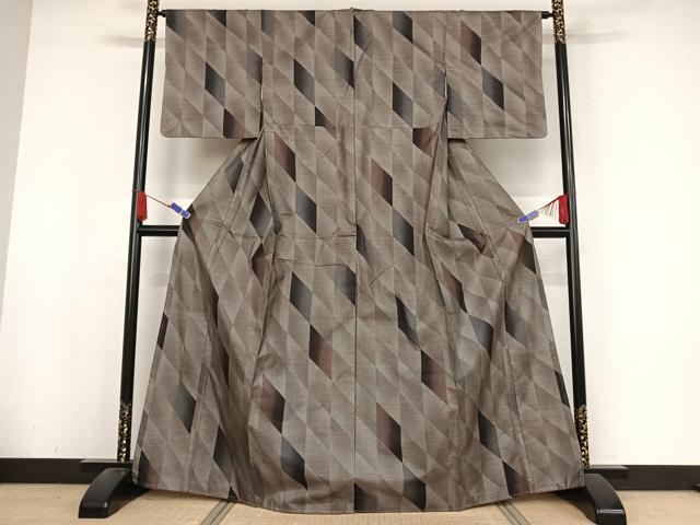 平和屋着物●本場大島紬 カタス9マルキ 菱文 正絹 逸品 未使用 AABJ8186ck