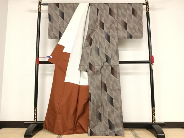 平和屋着物●本場大島紬 カタス9マルキ 菱文 正絹 逸品 未使用 AABJ8186ck