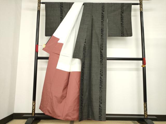 平和屋着物●結城紬 100亀甲 吉祥間道 黒地 正絹 逸品 AABA4630ck
