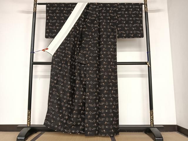 平和屋着物▽国指定重要無形文化財 本場久米島紬 手織 単衣 琉球絣文様 正絹 逸品 AABB1352np