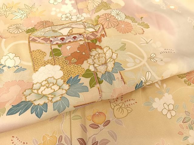 平和屋着物●創業460年・千總 訪問着 駒刺繍 貝桶草花文 暈し染め 金彩 丹後ちりめん 金彩 正絹 逸品 未使用 AABB1397np