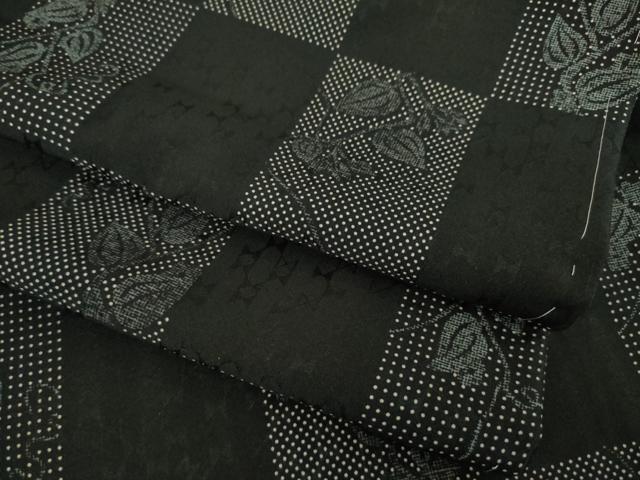 平和屋着物●小振袖 二尺袖 市松花文 黒地 洗える着物 未使用 AABB3223ck