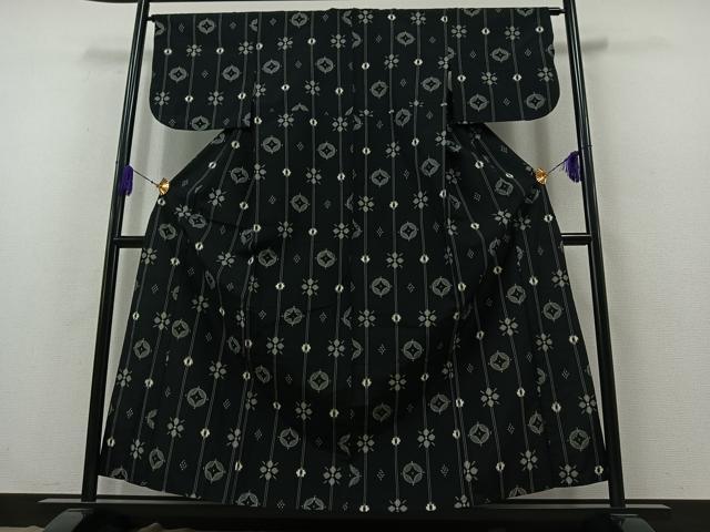 平和屋着物▽上質な紬 単衣 七宝花文 黒地 正絹 逸品 AABB3561jh