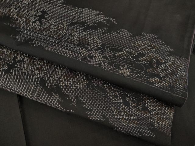 平和屋着物●本場大島紬 カタス7マルキ 横段風景文 黒地 正絹 逸品 AABB3876ck