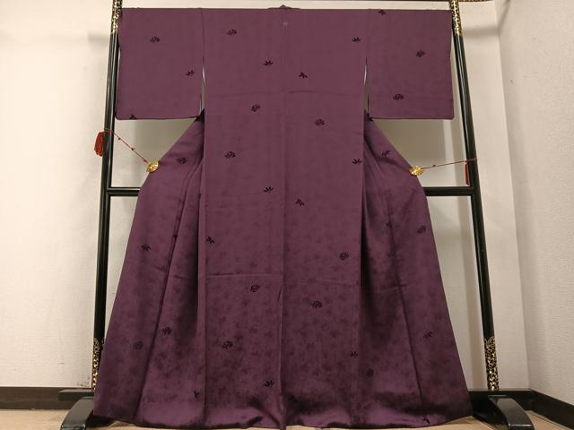 平和屋着物●上質な色無地 花鳥唐草地紋 滅紫色 輪奈ビロード 正絹 逸品 AABB8178ph