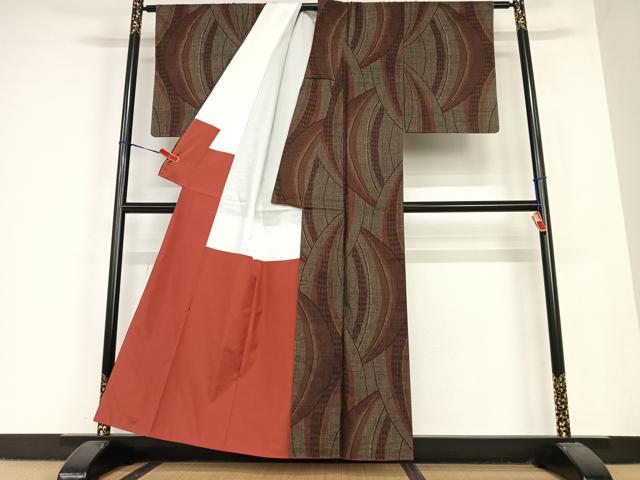 平和屋着物●本場大島紬 一元絣 幾何学文様 正絹 逸品 AABC0105zg
