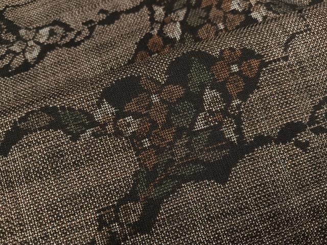 平和屋着物●本場大島紬 カタス9マルキ 雲重ね草花文 正絹 逸品 未使用 AABC0638ph