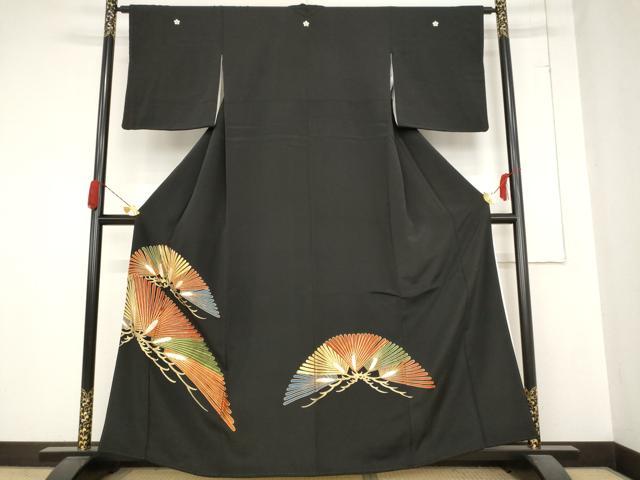 平和屋着物■豪華黒留袖 駒刺繍 枝松文 金彩 鬼しぼ縮緬 正絹 逸品 AABC2887st