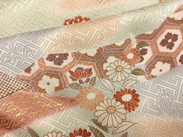 平和屋着物●訪問着 駒刺繍 霞草花文 暈し染め 金彩 正絹 逸品 AABC6035ph