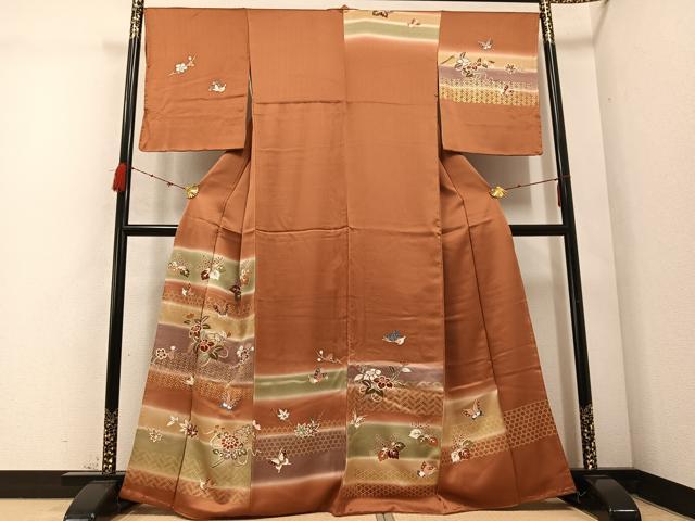 平和屋着物●訪問着 駒刺繍 舞蝶文 草花 暈し染め 金彩 正絹 逸品 AABC9777ph