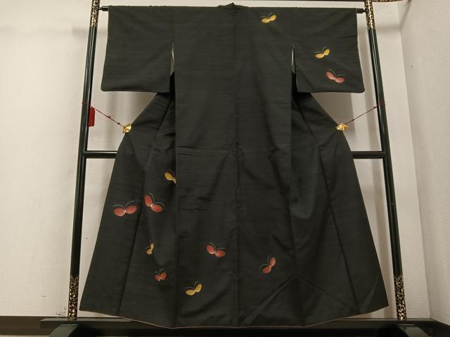 平和屋着物●訪問着 紬地 手描き 舞蝶文 黒地 金彩 正絹 逸品 AABD0778ph