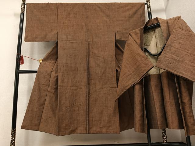 平和屋着物●男性 紬 アンサンブル 色無地 灰茶色 正絹 逸品 AABD0983ph