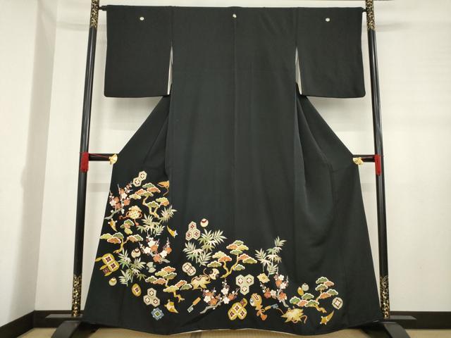 平和屋着物●豪華黒留袖 友禅 駒刺繍 松竹梅吉祥宝尽くし 金彩 正絹 逸品 AABD6693ck