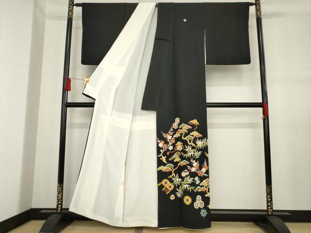 平和屋着物●豪華黒留袖 友禅 駒刺繍 松竹梅吉祥宝尽くし 金彩 正絹 逸品 AABD6693ck