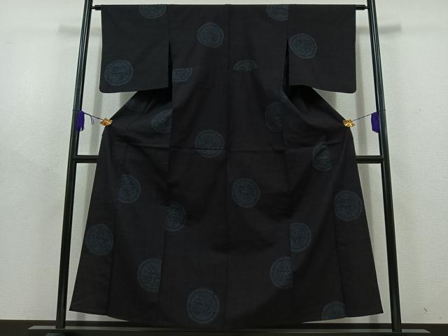 平和屋着物▽本場結城紬 重要無形文化財 単衣 100亀甲 花絵皿文 正絹 逸品 AABD7502jh