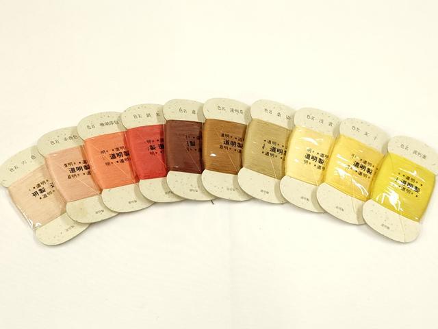 平和屋着物●貴重 有職組紐道明 絹糸 色名見本 四の箱 宮内庁御用 国立博物館御用 東京芸術大学御用 逸品 未使用 AABD9691ay