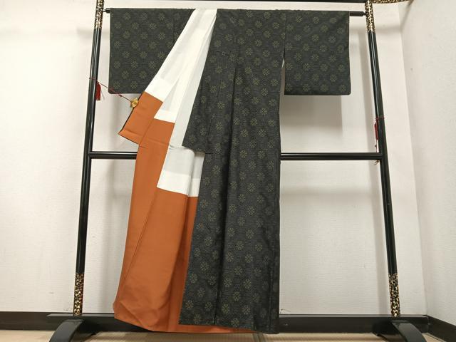 平和屋着物●本場大島紬 花菱文 反端付き 正絹 逸品 AABE1266ph