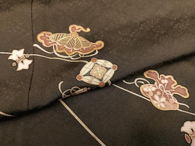 平和屋着物●訪問着 友禅 宝尽くし 海松茶色 金彩 正絹 逸品 AABE2542ph