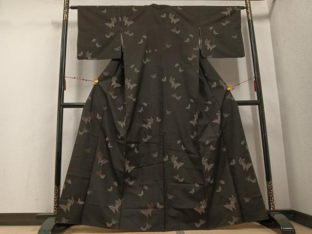 平和屋着物●本場大島紬　訪問着　一元7マルキ　地空き　舞蝶文　正絹　逸品　AABE2586ph 平和屋着物○本場大島紬 訪問着 一元7マルキ 地空き 舞蝶文