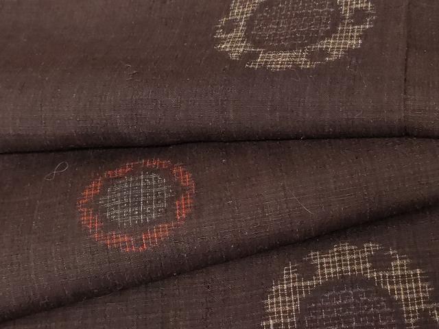 平和屋着物●本場結城紬　重要無形文化財　80亀甲　飛び亀甲　吉祥丸文　正絹　逸品　AABE5291cs 平和屋着物○本場結城紬 重要無形文化財 80亀甲 飛び亀甲 吉祥丸文