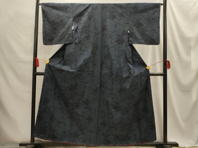 平和屋着物●本場結城紬 100亀甲 花唐草文 正絹 逸品 AABE6079sx
