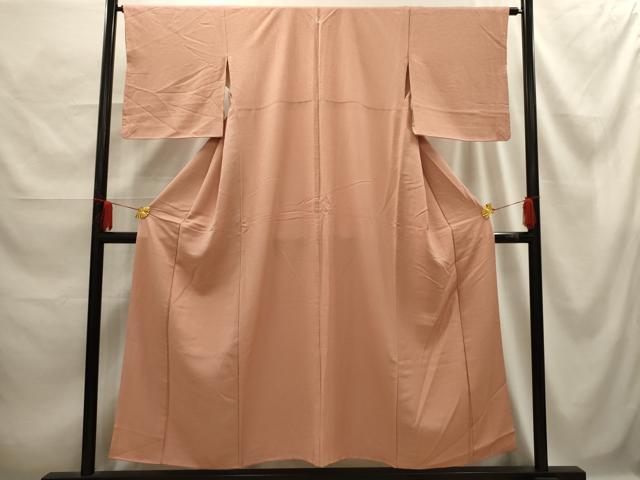 平和屋着物■上質な色無地 むじな菊地紋 珊瑚色 正絹 逸品 AABE6646sx