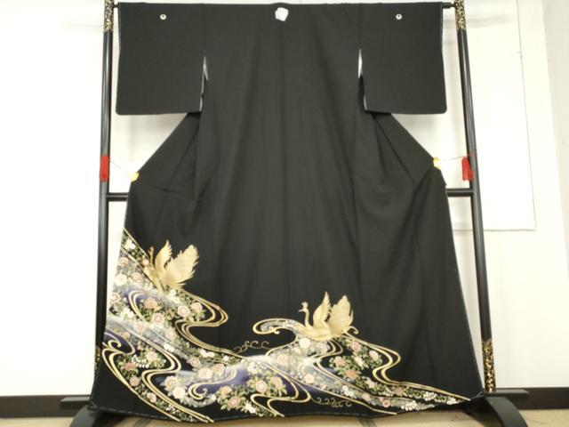 平和屋着物●豪華黒留袖 駒刺繍 孔雀更紗花文 暈し染め 金彩 正絹 逸品 未使用 AABE8609cs