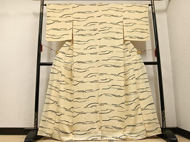 平和屋着物●上質な小紋　ろうけつ染め　幾何学文様　正絹　逸品　AABE8903ph 平和屋着物○上質な小紋 ろうけつ染め 幾何学文様 正絹 逸品 AABE8903ph
