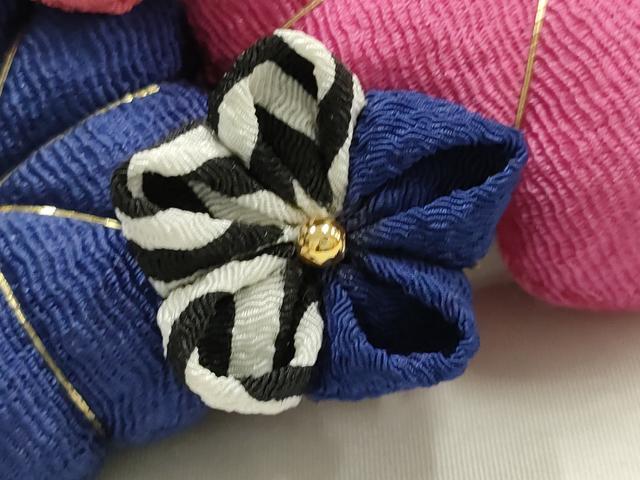平和屋着物●和装小物 振袖用帯締め 丸ぐけ 装飾 つまみ細工 ちりめん細工 金銀糸 逸品 未使用 AABE9059ay
