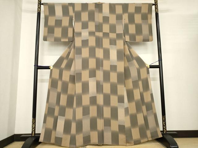 平和屋着物●上質な小紋 市松文 鬼しぼ縮緬 ますいわ屋扱い 正絹 逸品 AABE9267ck