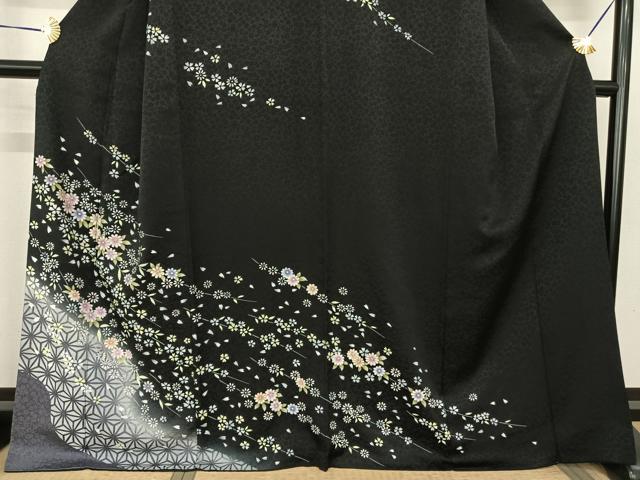 平和屋着物●訪問着 草花文 暈し染め 黒地 金彩 正絹 逸品 AABF0349fy