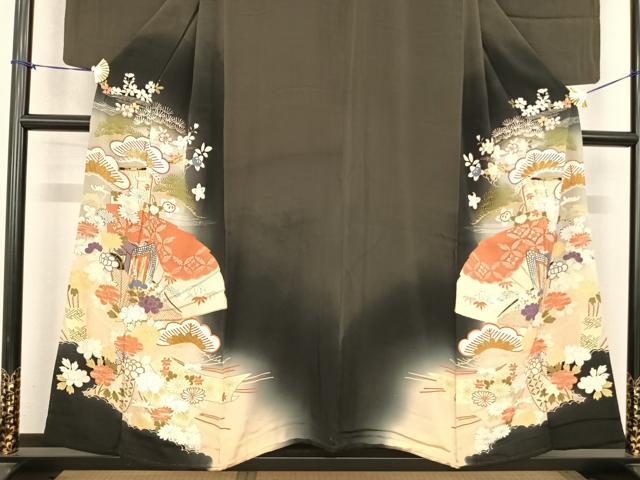 平和屋着物●アンティーク 大正ロマン 黒留袖 駒刺繍 扇面花文 金糸 正絹 逸品 AABF0368fy