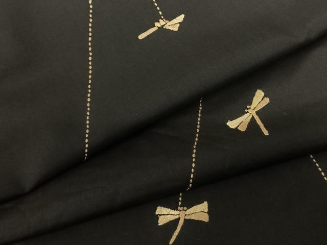 平和屋着物●本場大島紬 総刺繍 勝虫 黒地 正絹 逸品 AABF0396fy