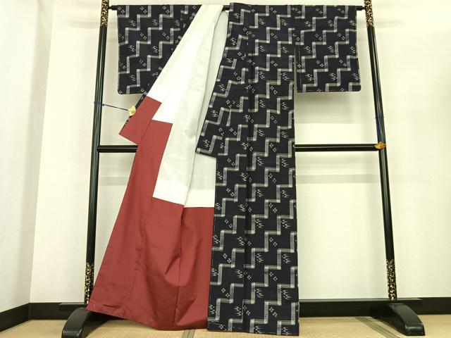 平和屋着物●本場琉球絣 紬 正絹 逸品 AABF0421fy